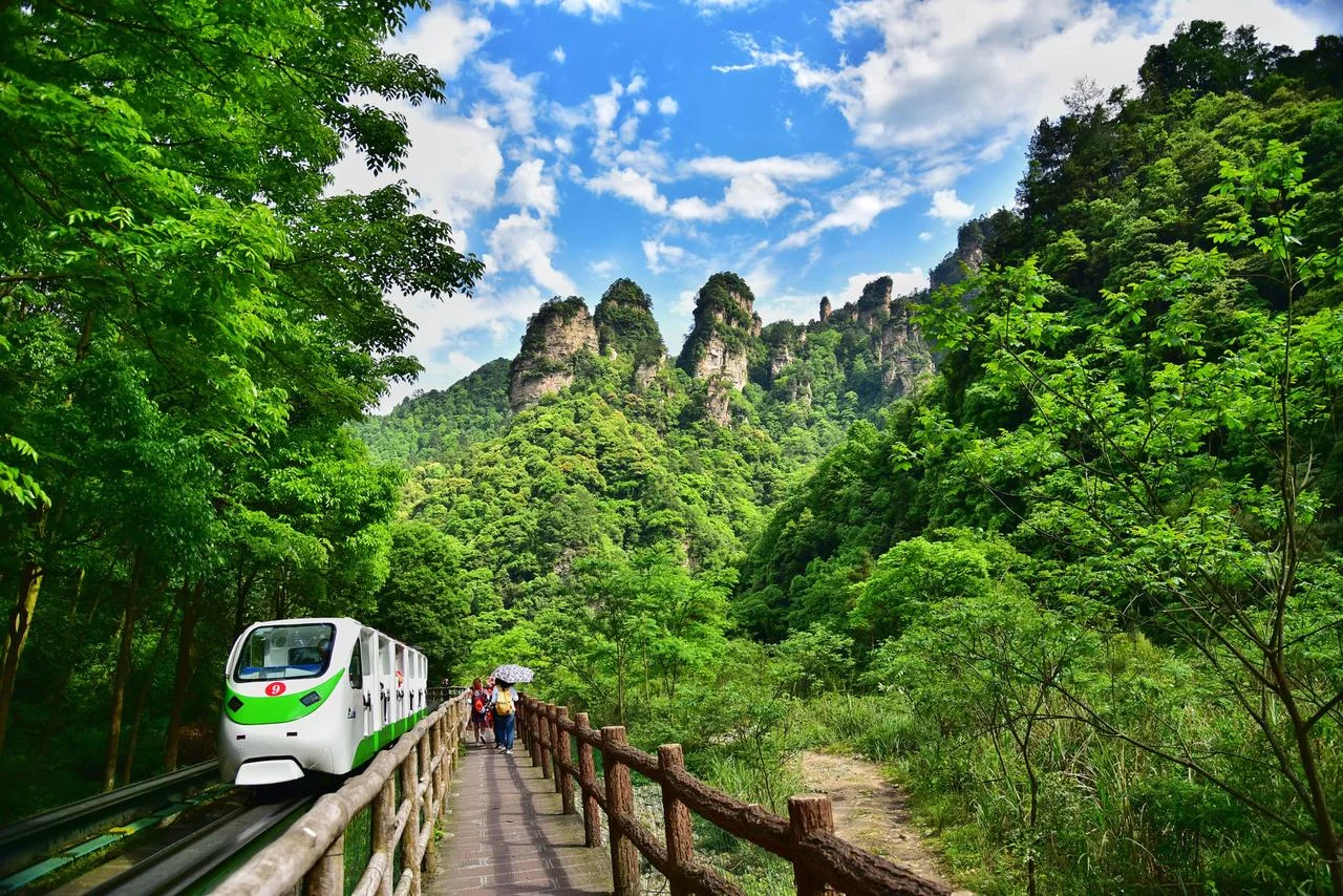 Cable car above Zhangjiajie sandstone peaks and valley
